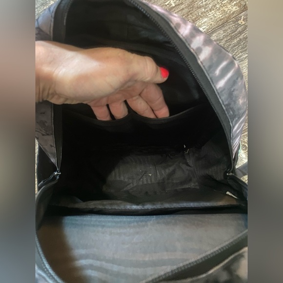 Volcom backpack - Picture 3 of 8